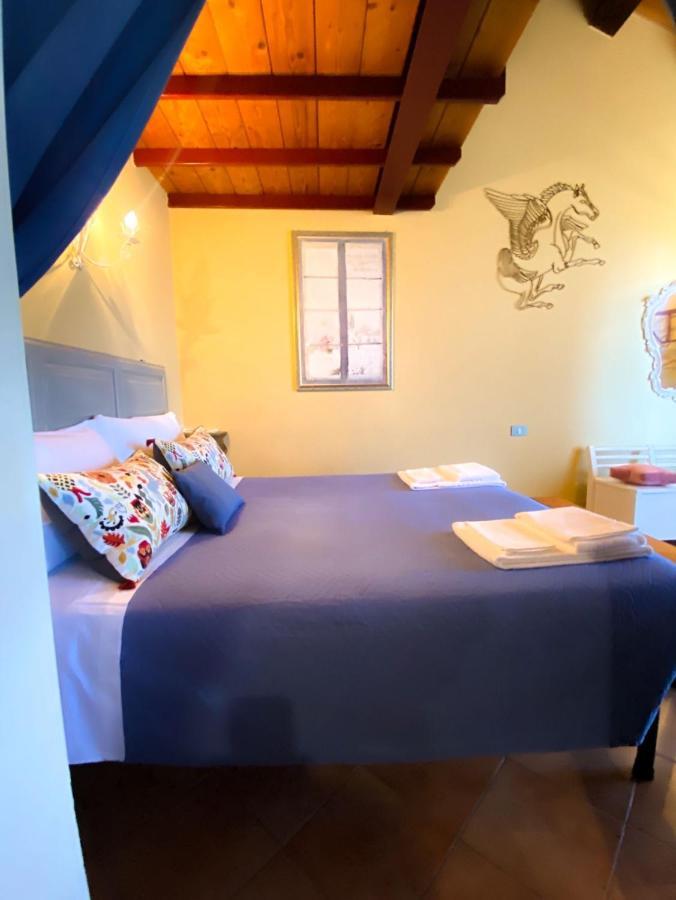 Ca' Tomassino Holiday Apartments Urbino Bagian luar foto