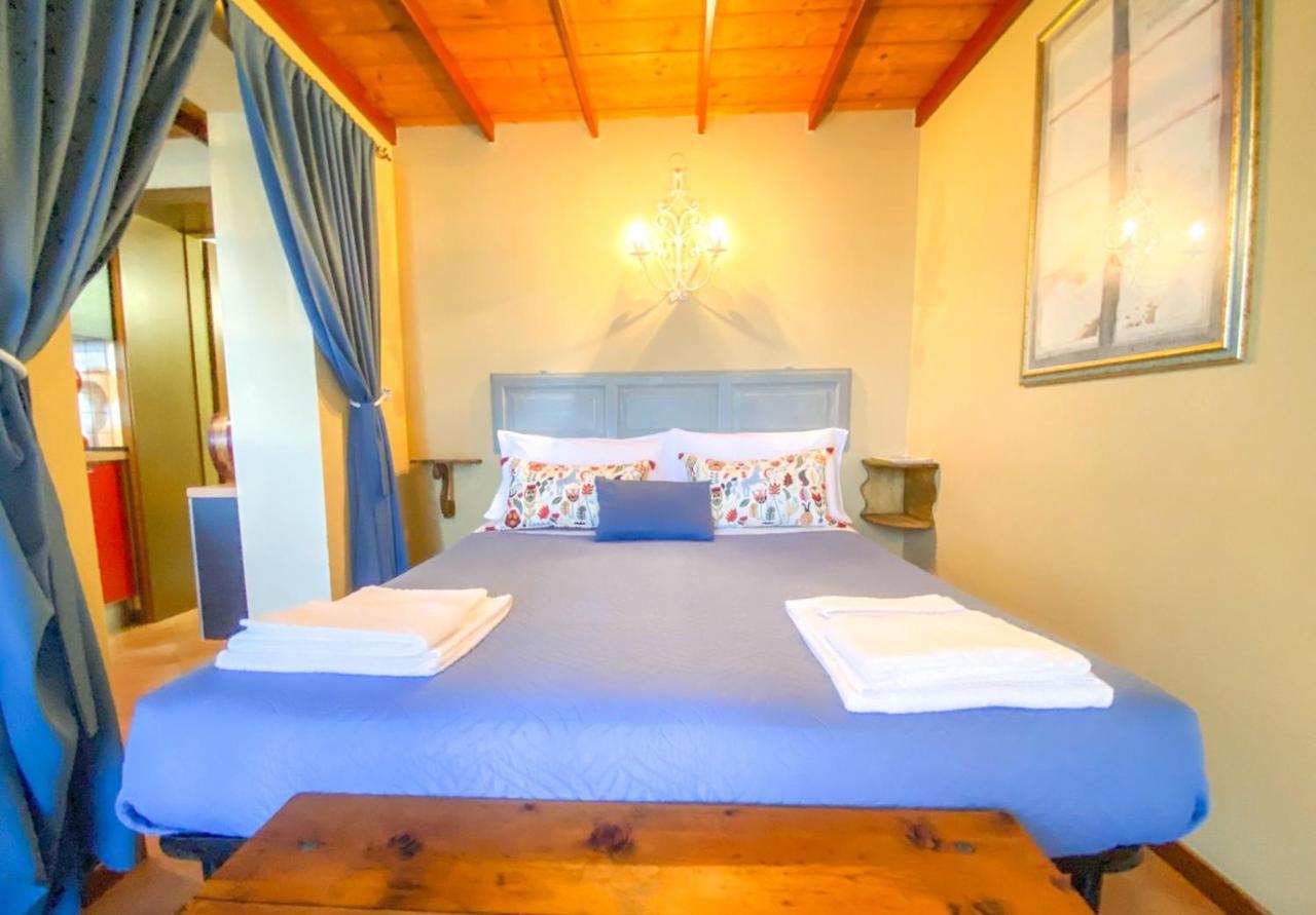 Ca' Tomassino Holiday Apartments Urbino Bagian luar foto