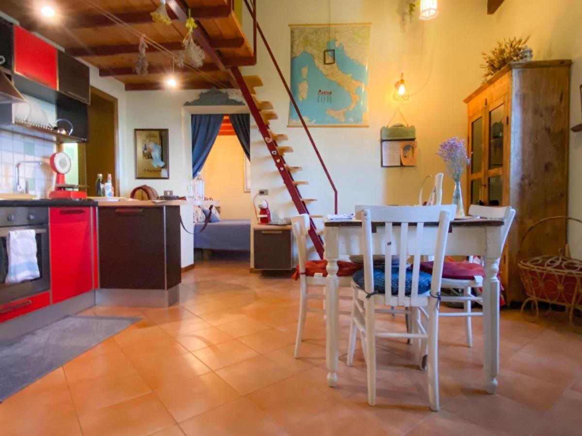 Ca' Tomassino Holiday Apartments Urbino Bagian luar foto