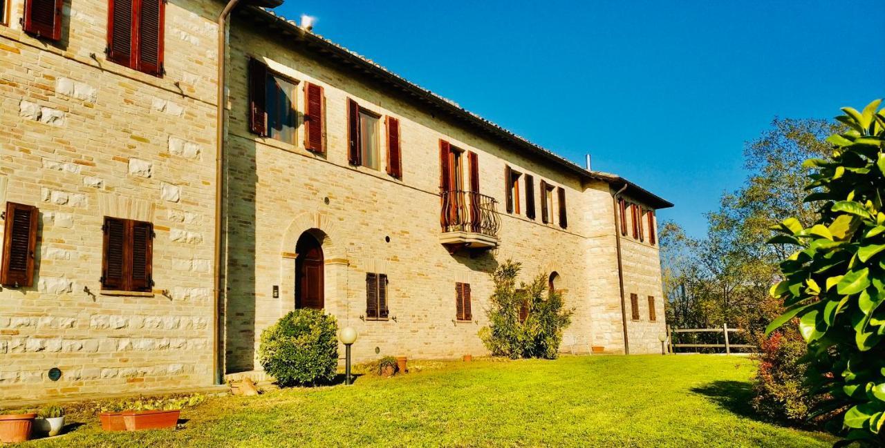 Ca' Tomassino Holiday Apartments Urbino Bagian luar foto